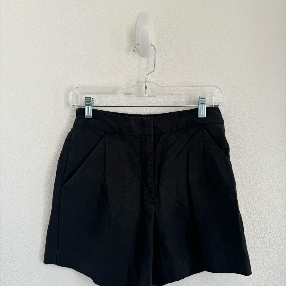 Wilfred Aritzia Black Women's Shorts